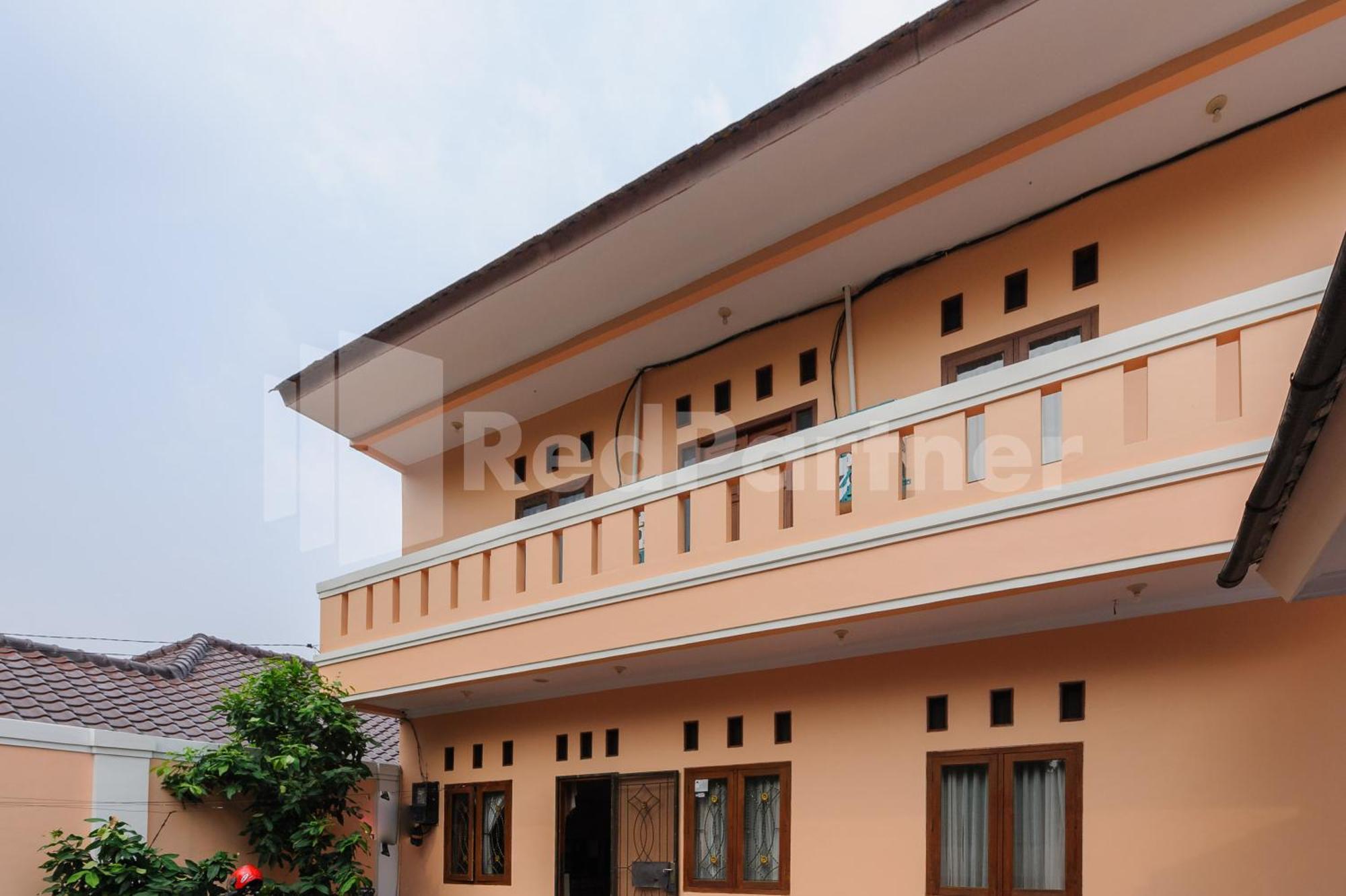 Pondok Cimanggu Syariah Mitra Reddoorz Bogor Luaran gambar