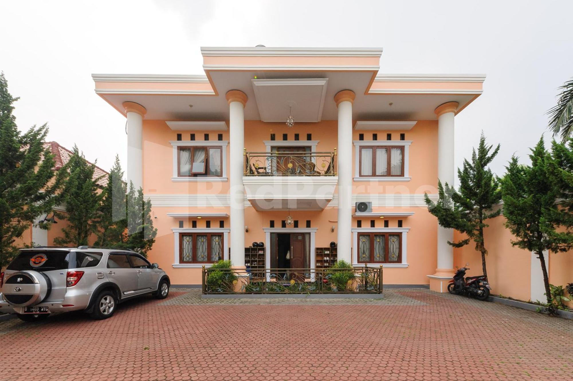 Pondok Cimanggu Syariah Mitra Reddoorz Bogor Luaran gambar